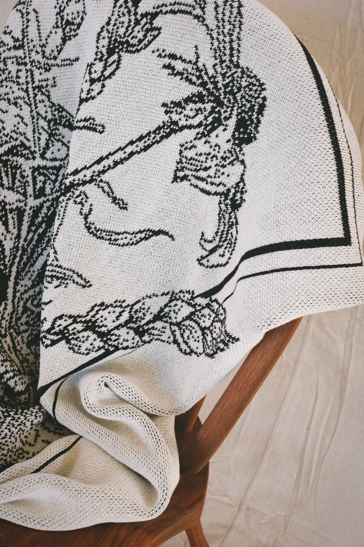 Harvest Nest Throw Blanket