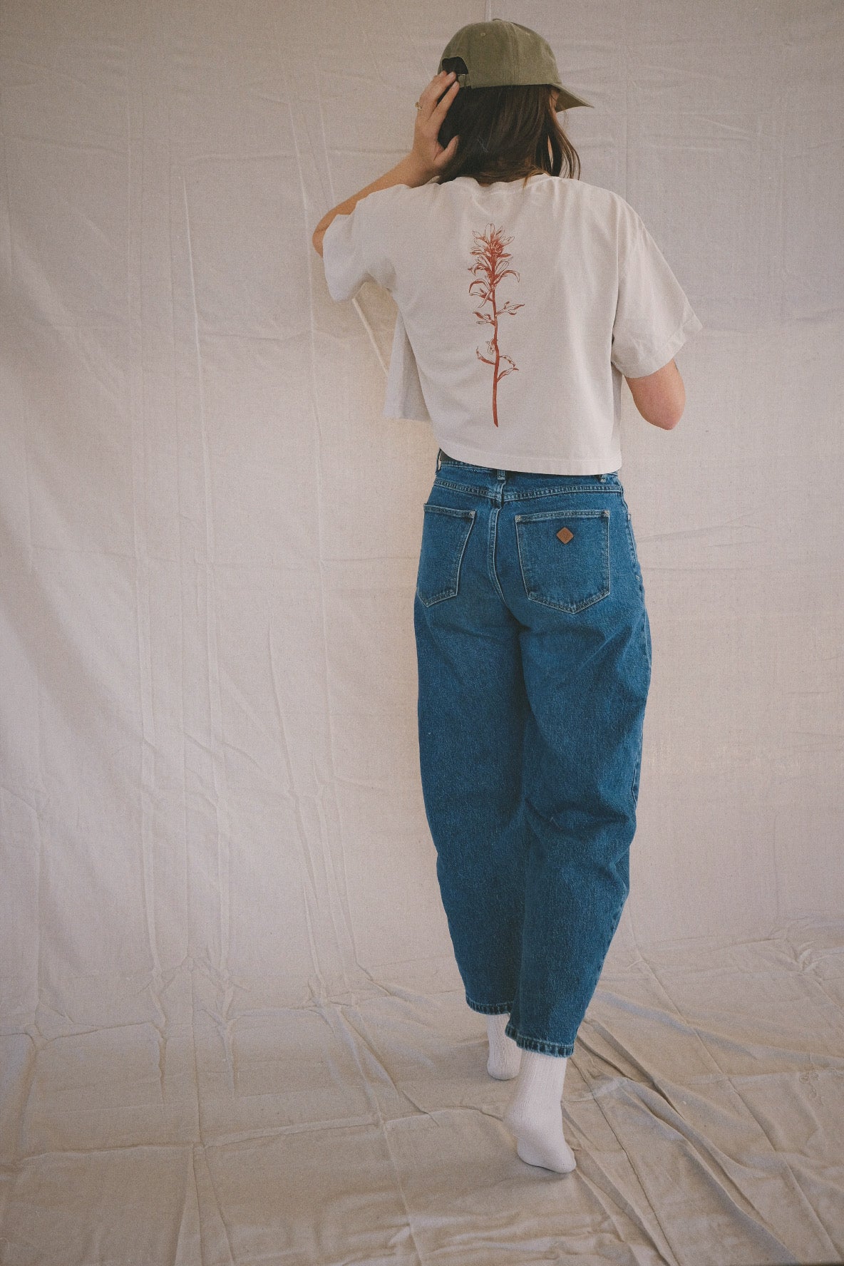 Castilleja Crop Tee